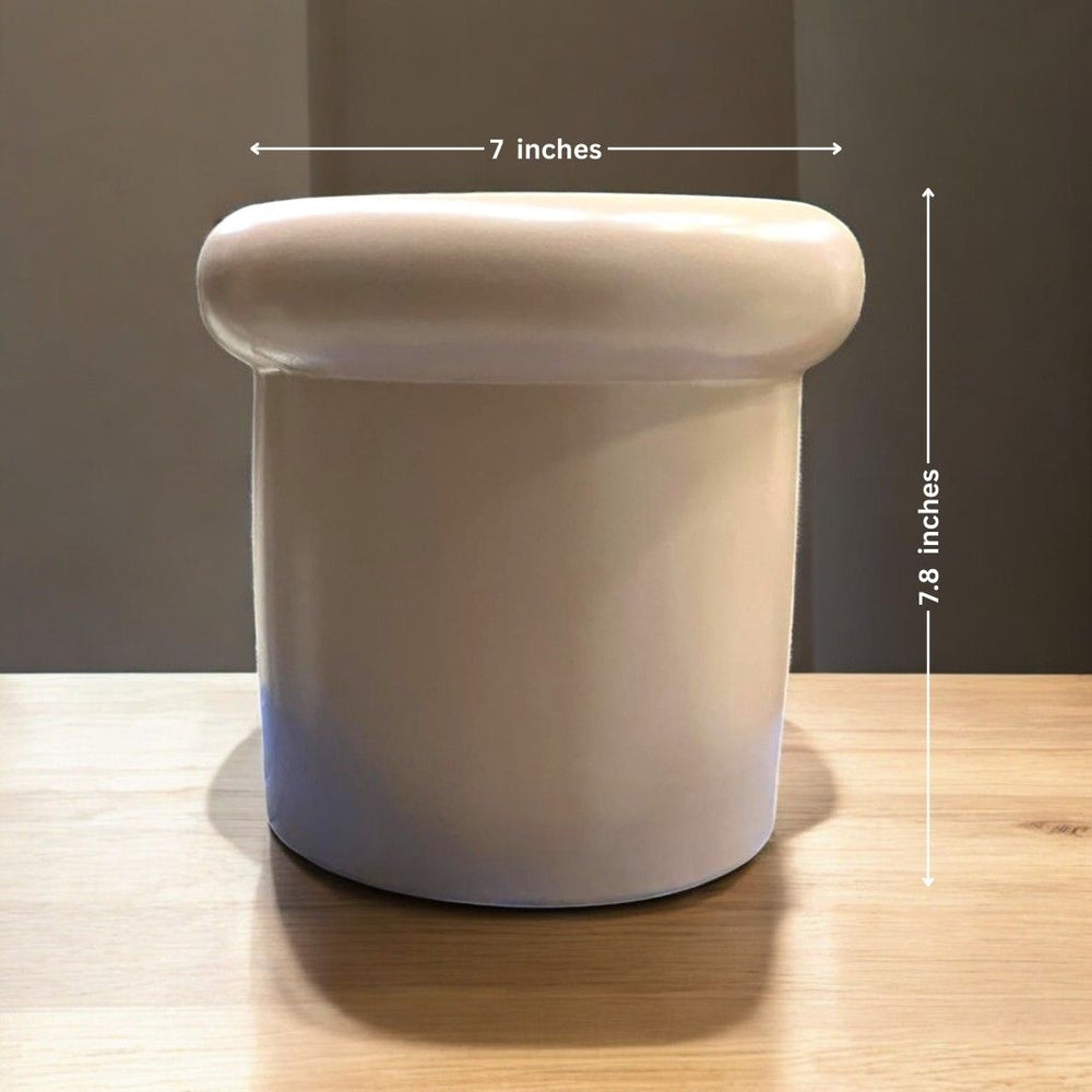 Bucket shaped planter