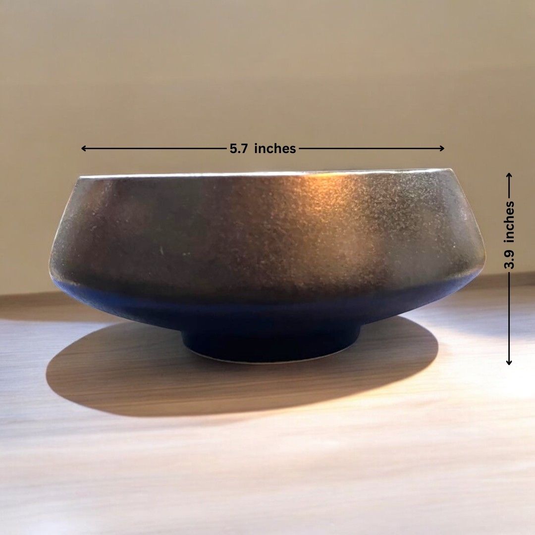 Bowl shape planter with stand
