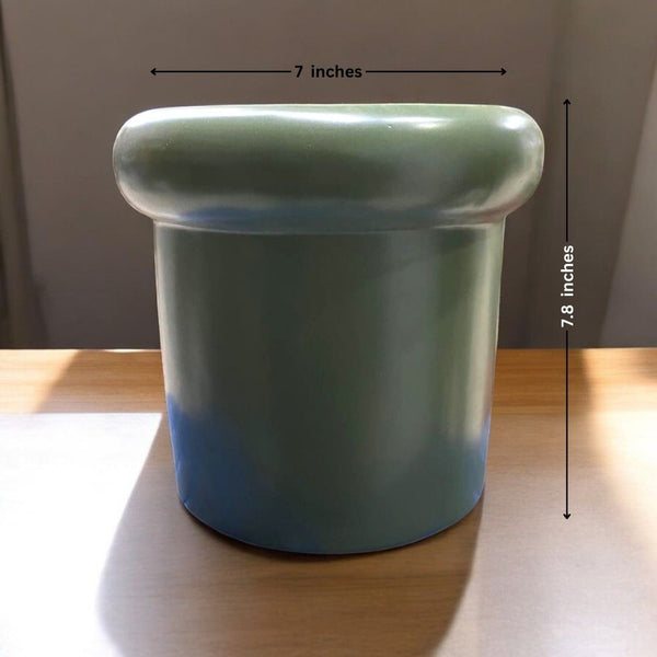 Bucket shaped planter
