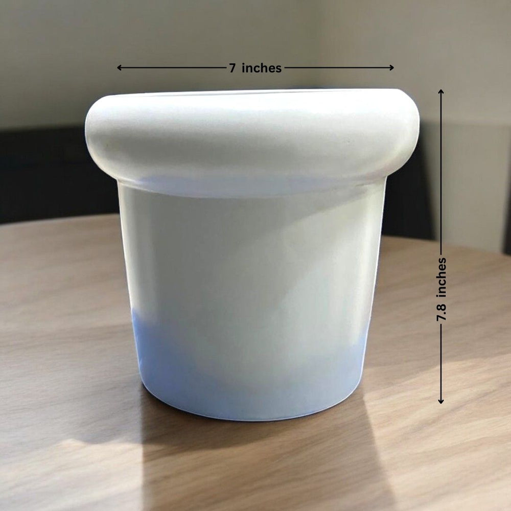 Bucket shaped planter