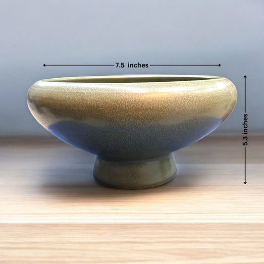 Bowl shaped planter with Legs