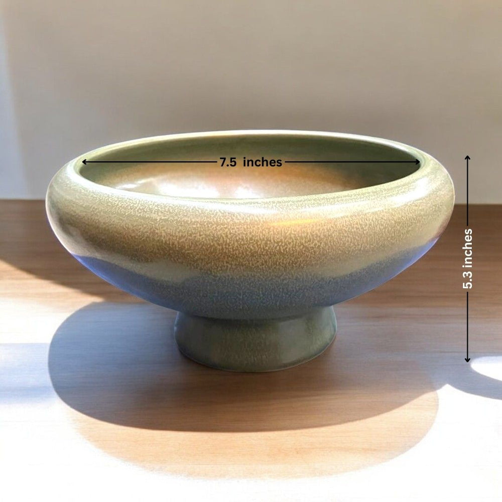 Bowl shaped planter with Legs