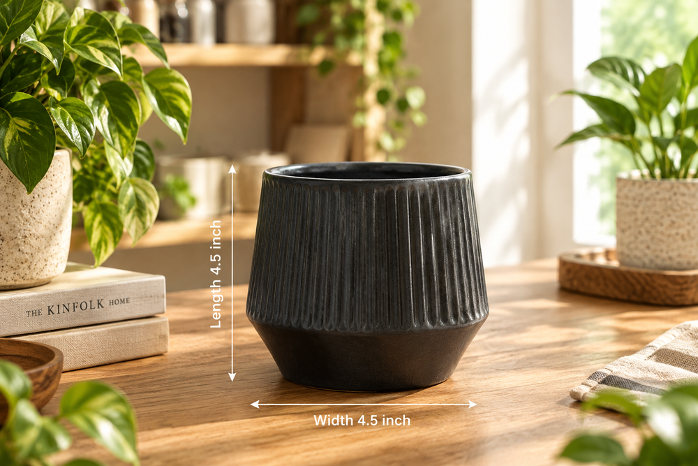 Fluted Taper Planter in Black