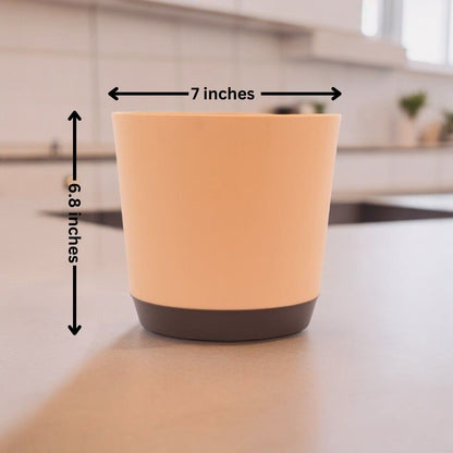 Cup-Shaped Pot