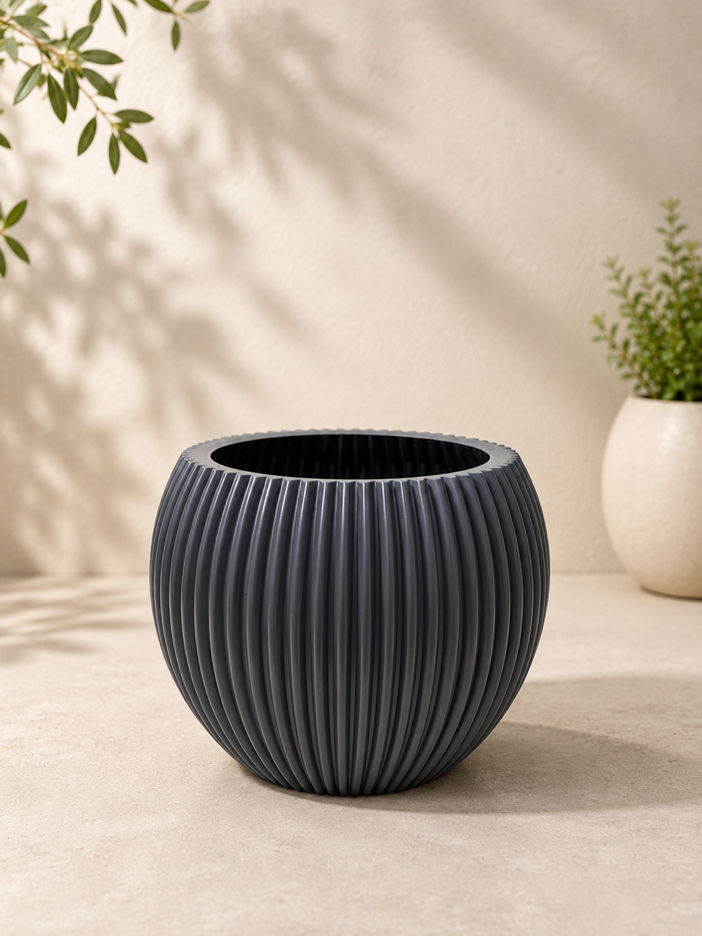 CrazyFlora Ribbed Round Planter – Modern Decorative Pot