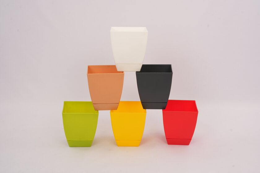 Square Shape Pot (Plastic)